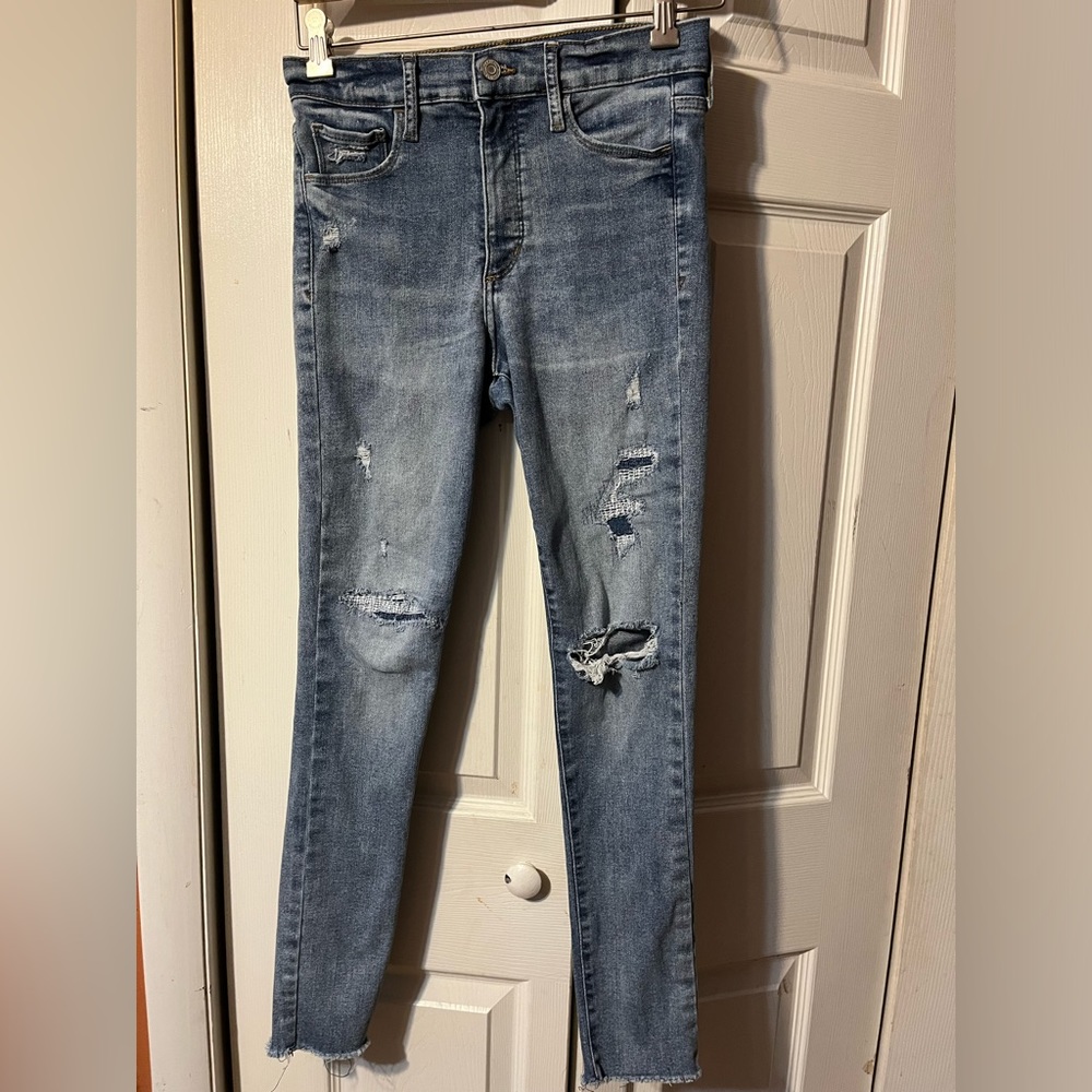 GAP Jean Jeggings Regular Favorite Artfully Distresses Mid Wash Pull On (4/27)